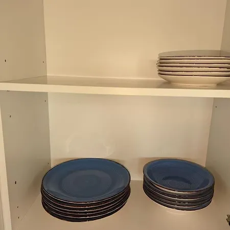 Comfortable Worker - Free Parking