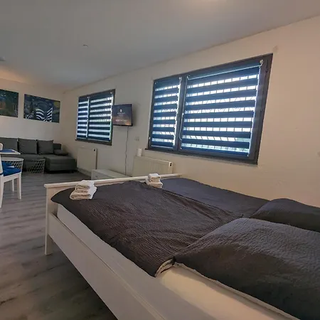 Comfortable Worker - Free Parking