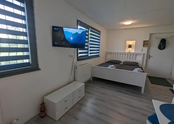 Comfortable Worker - Free Parking *