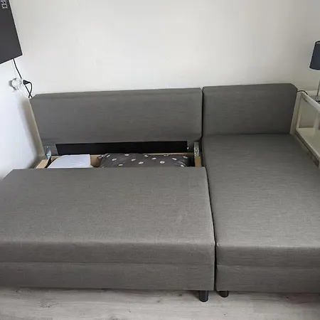 Comfortable Worker - Free Parking